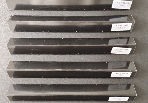 A邊角黑色（23 23）