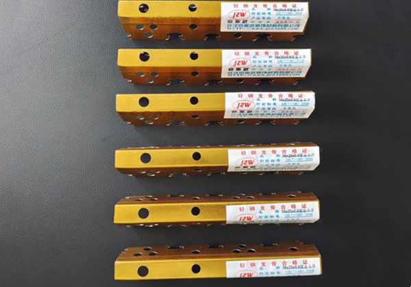 鍍金卡式主骨（38 20 0.8鍍金）