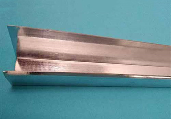 武漢鋁合金龍骨在建筑裝飾中的多面性